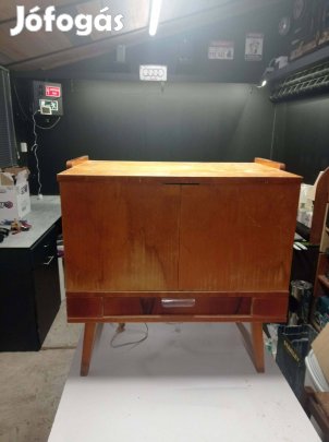 Retro bárszekrény