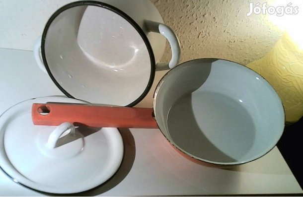 Retro bonyhádi fazék és serpenyő együtt