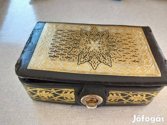 Retro bőr ékszertartó ládika bélelt kb 12x22cm