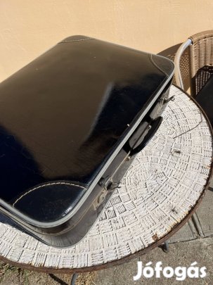 Retro bőrönd 5000 ft bp.17 kerben eladó