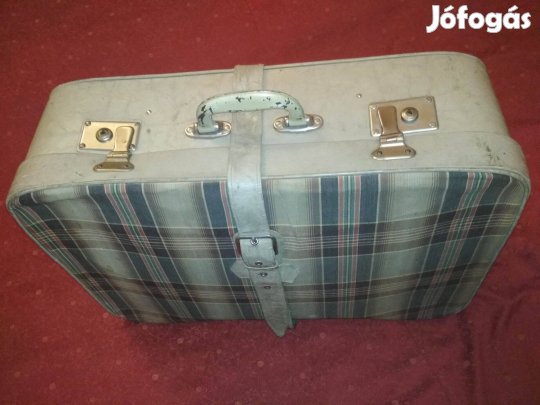 Retró bőrönd, vintage koffer, hagyományos