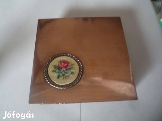 Retro bronz Iparművész doboz tű gobelinnel