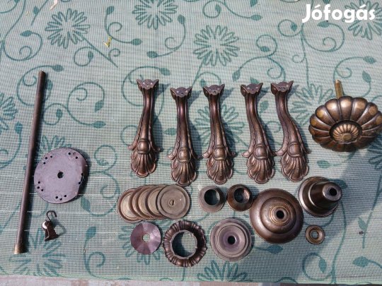 Retro csillár bontásából származó sárgaréz alkatrészek eladók!