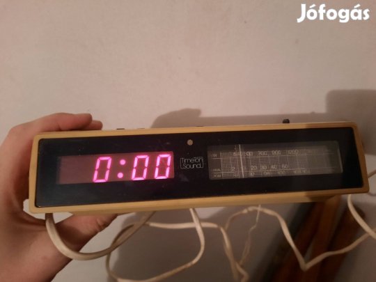 Retro digitális német rádió óra