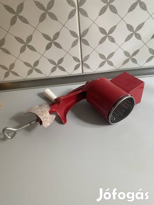 Retro dió-szárazkenyér daráló