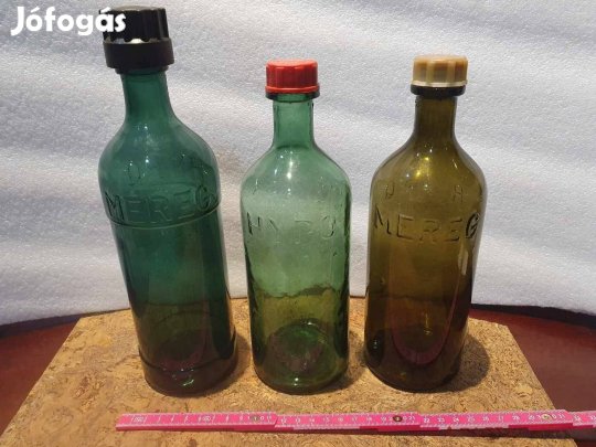 Retro dombornyomott alternatív hypo pálinkás üveg higító méreg vegysze