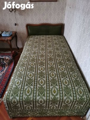 Retró egyszemélyes ágy