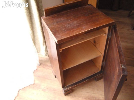 Retró éjjeli szekrény, régi kis faszekrény 43 x 32 x 68 cm