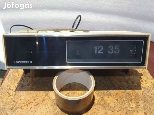 Retro ejtőszámlapos universum rádiós asztali óra nagyon szép állapotba