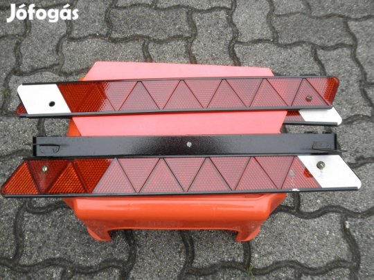 Retró elakadás háromszög eladó