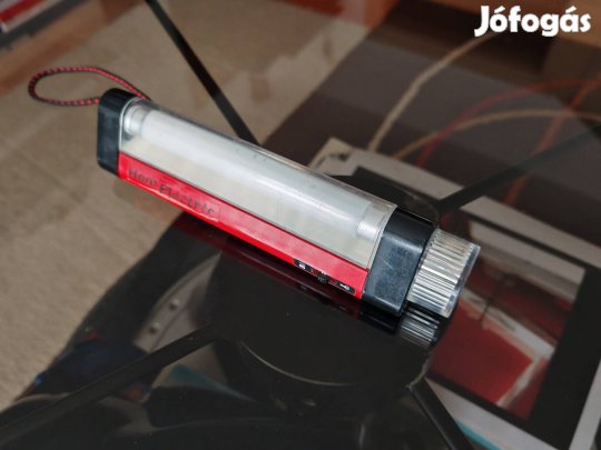 Retró elemes neon és izzós zseblámpa