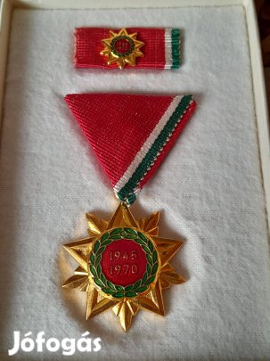 Retro emlékérmek, ktüntetések a szocializmusból