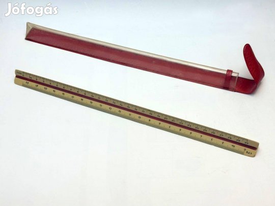 Retro építészmérnök vonalzó építész mérnöki háromszög vonalzó