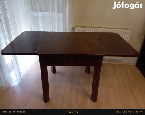 Retro étkezőasztal