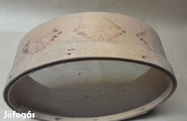 Retró fakeretes szita, régi népi tárgy, ma is használható