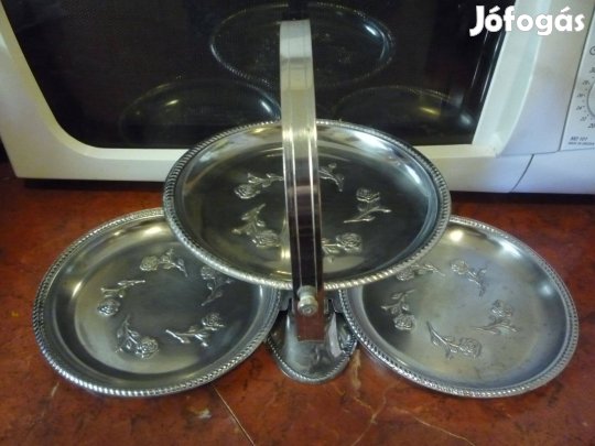 Retro fém összecsukható sütemény gyümölcs kínáló