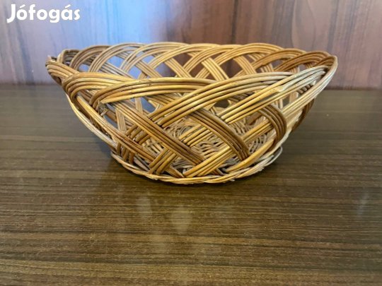 Retro fonott asztali kosár, kenyérnek, gyümölcsnek