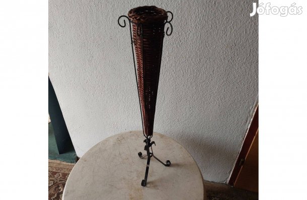 Retro fonott esernyőtartó 1440.-ft