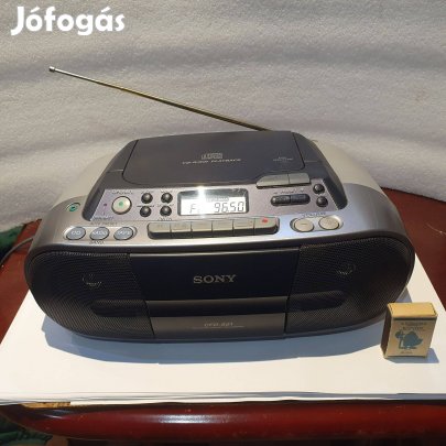 Retro halálmenő Sony CFD-S01 kazettás CD-s sétálómagnó működik HI-FI23