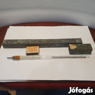 Retro higanyos mustfokmérő szeszfokmérő dobozában pince dekoráció