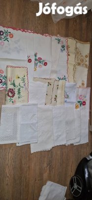 Retro hímzett asztalterítők eladók 