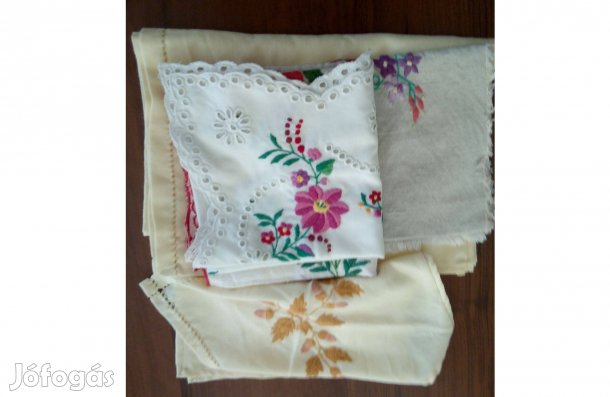 Retró hímzett terítő csomag