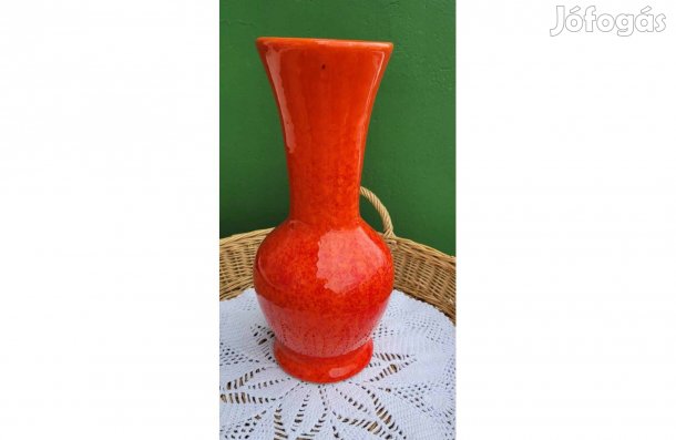 Retro iparművész kerámia váza vérnarancs színű
