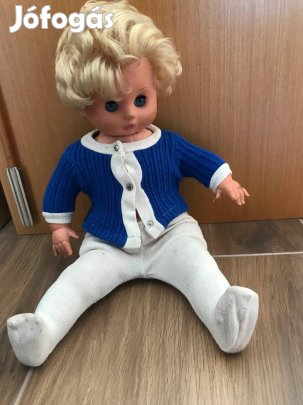 Retro játék baba, öltöztethető, szemet nyitó csukó