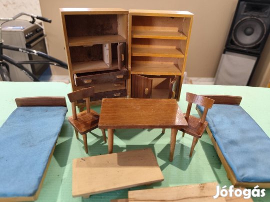 Retro játek fabútorok