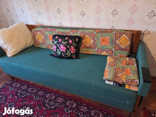 Retró kanapé 2 db hozzá illő fotellel