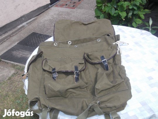 Retró katonai málhazsák eladó!