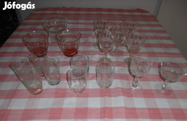 Retro kelyhek, csiszolt likörös, fröccsös poharak