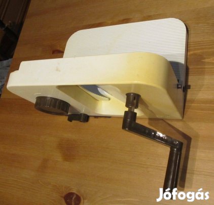 Retro kenyérszeletelő