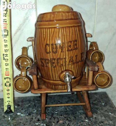 Retro kerámia italos hordó