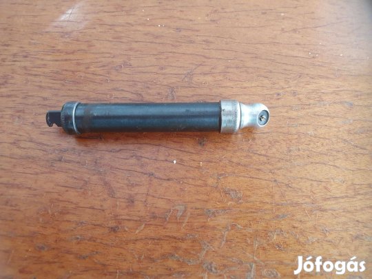 Retro keréknyomásmérő