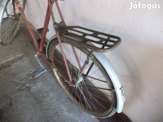 Retro kerékpár máshol gurulna