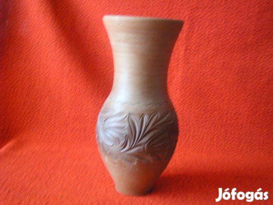 Retró kézműves agyagváza, metszett jelzett padlóváza