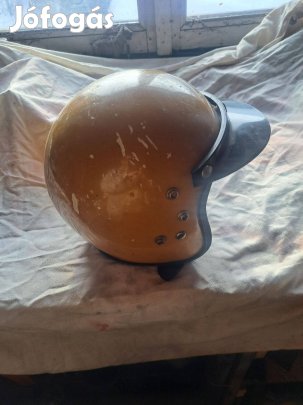 Retro kiskörösi bukósisak