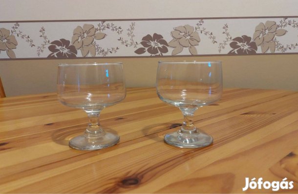 Retro konyakos poharak