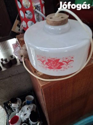 Retro konyhai lámpa.