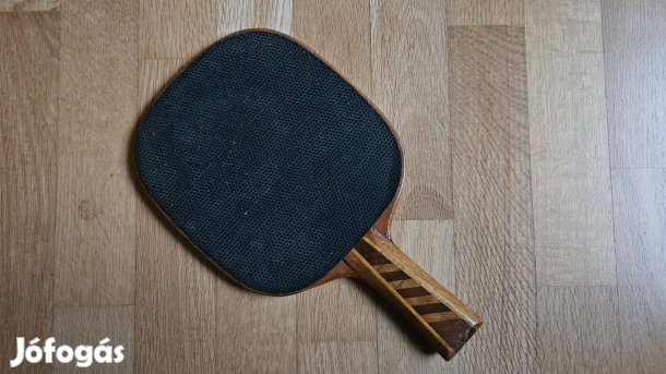 Retro kopogós pingpongütő