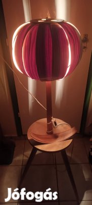 Retro lámpa müködik