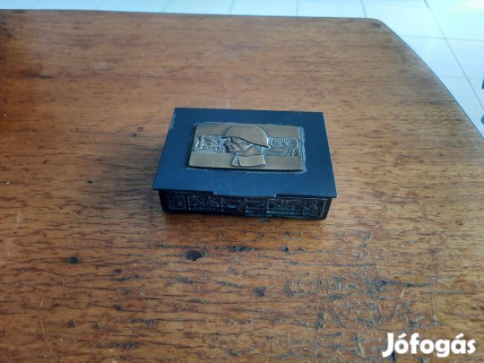 Retro leszerelő katonadoboz