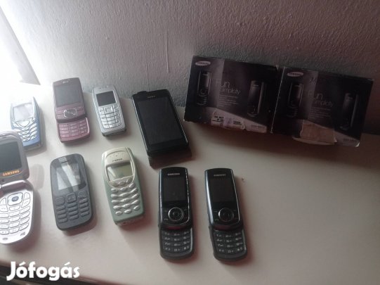 Retro mobiltelefon csomag 10 db. 