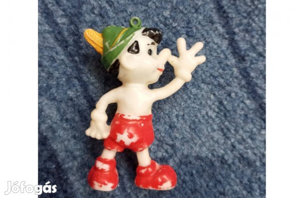 Retro műanyag Pinokkio figura