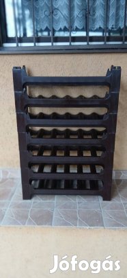 Retró műanyag bortartó állvány 42 db. palackhoz