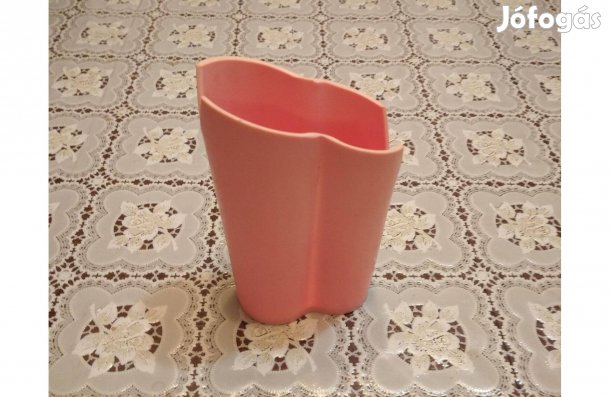 Retró műanyag zacskós tej tartó