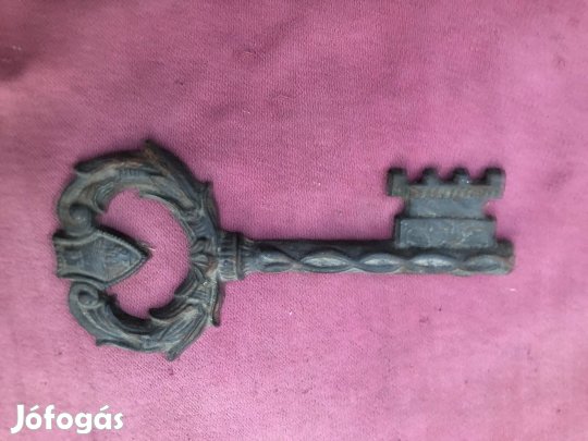 Retró nagy falikulcs ,fém kulcs 5000 Ft 