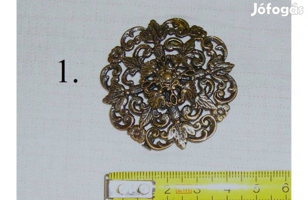 Retro női bross 4 db