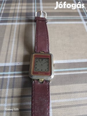 Retró óra 8  ezer Ft Pécs kertváros  ! 